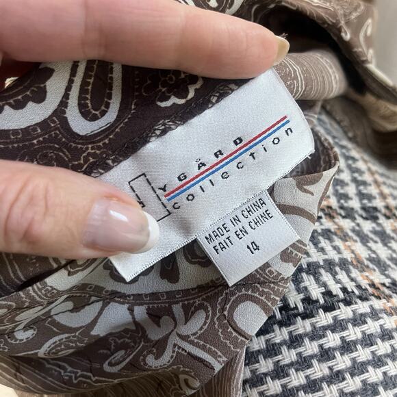 Nygard Collection Blouse Tunic size 14 Brown Paisley Sheer Career Church Modest - Picture 8 of 8